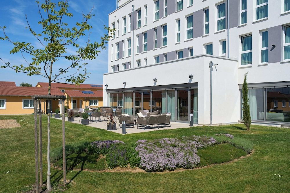 VOYA Hotel 1