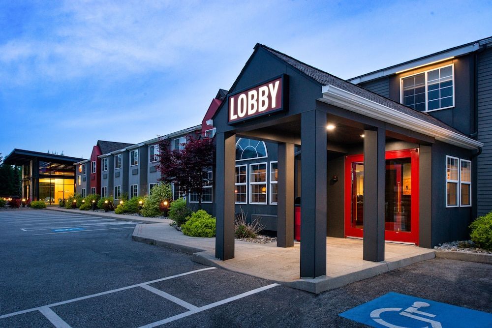 Hotel Ruby Sandpoint 1
