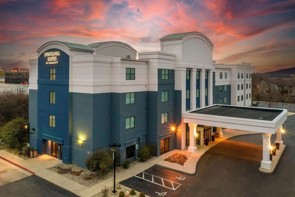 SpringHill Suites Dayton South/Miamisburg 1