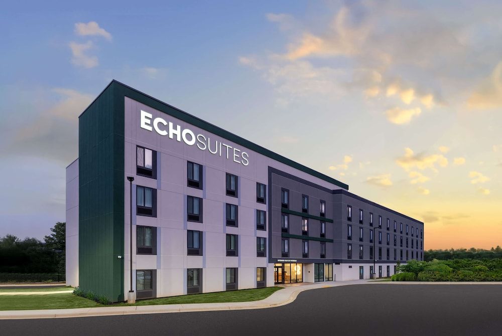ECHO Suites Extended Stay by Wyndham Spartanburg 1