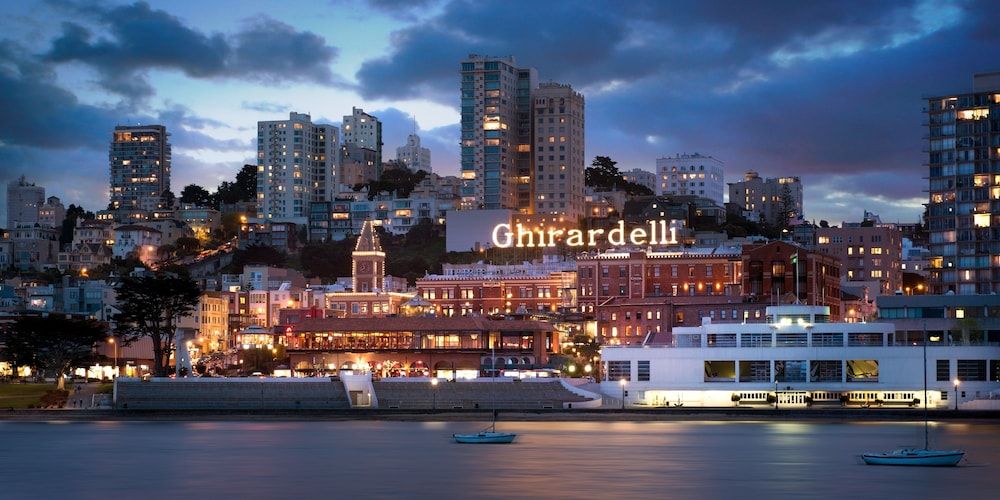 The Fairmont Heritage Place Ghirardelli Square 1