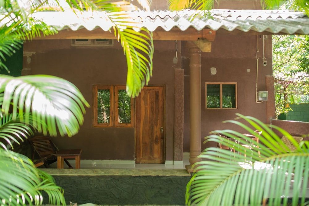 Silent Bungalow 1