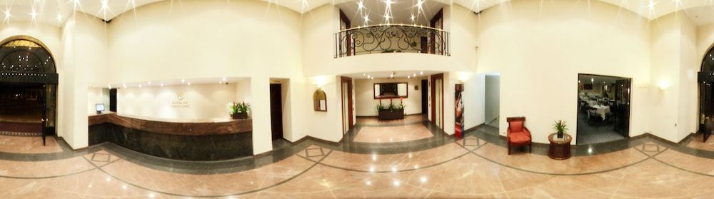 Hotel Estelar Suites Jones 2