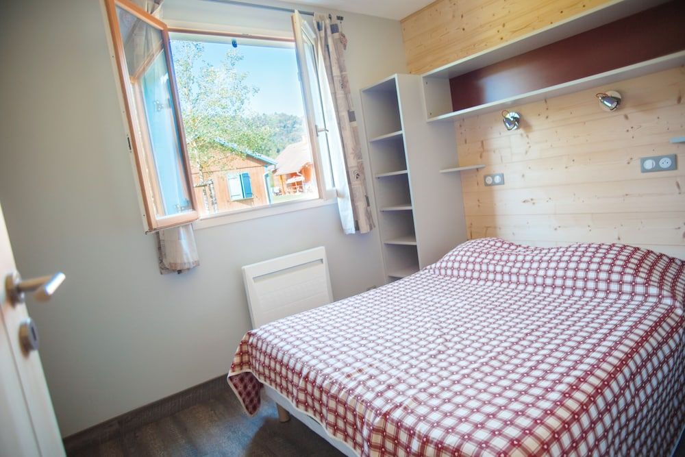 Camping Base de Loisirs du Lac de la Moselotte 1