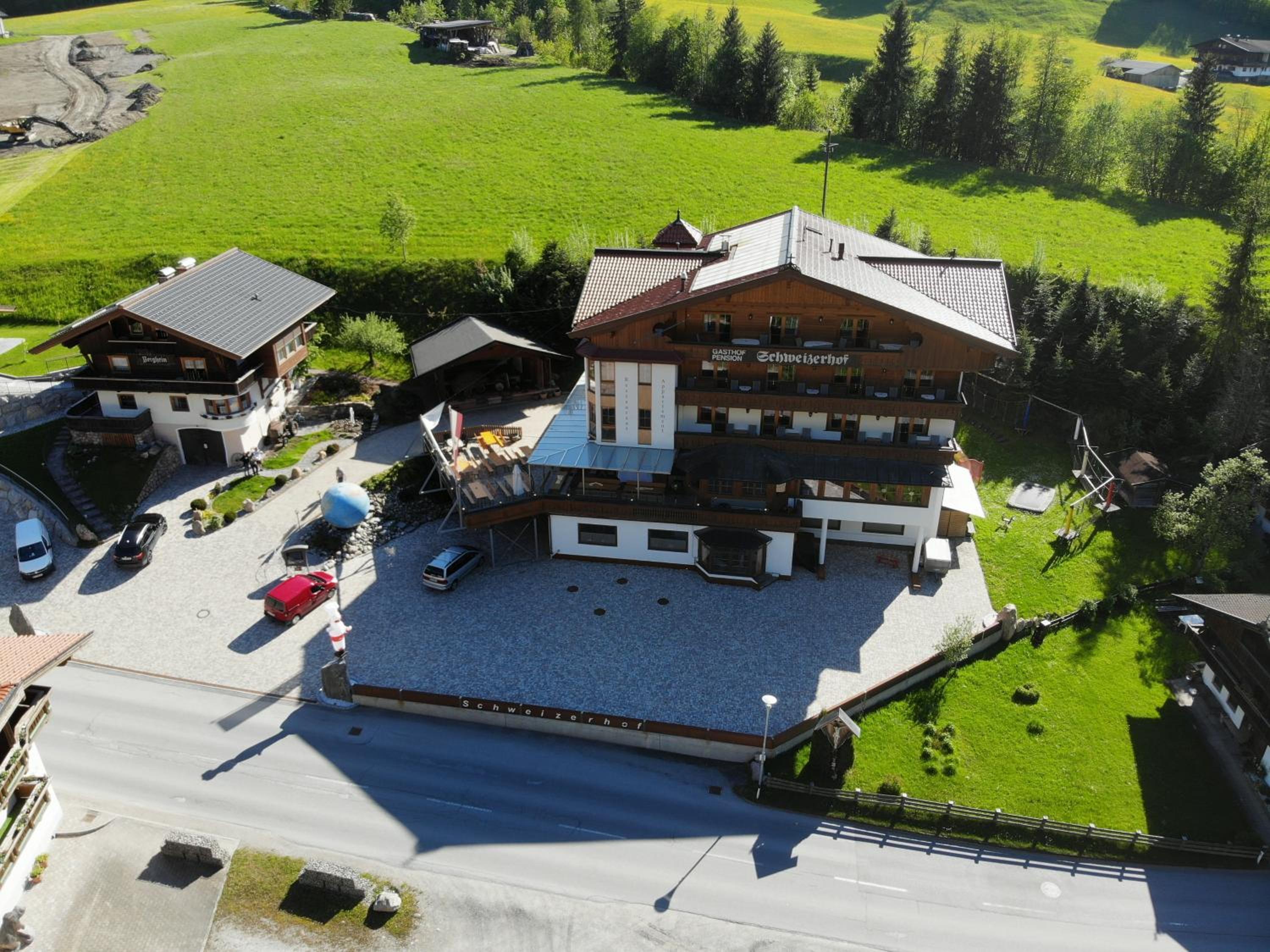 Hotel Schweizerhof 2