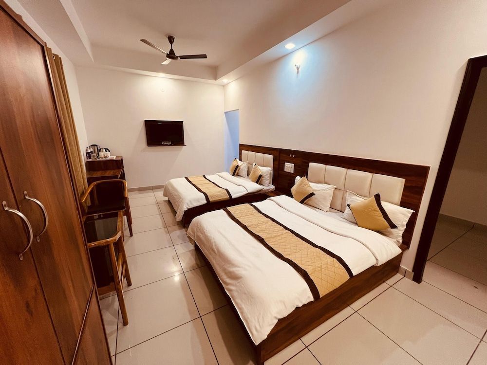 Tulip Resort 2
