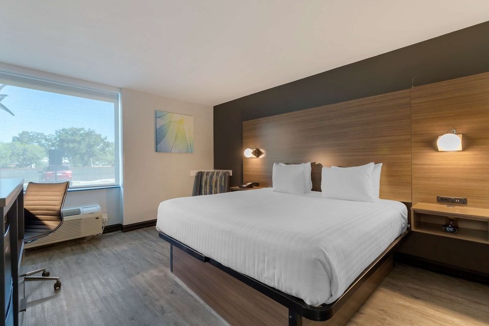 Best Western Corpus Christi Airport Hotel 1