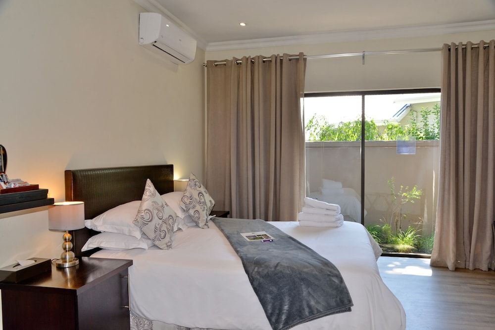 Sand River Guest House 2