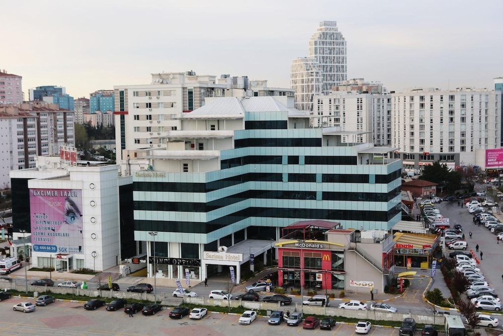 Sarissa Hotel 1