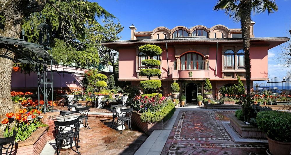 Sultanahmet Palace Hotel 1