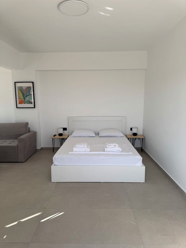 Aliko residence 2