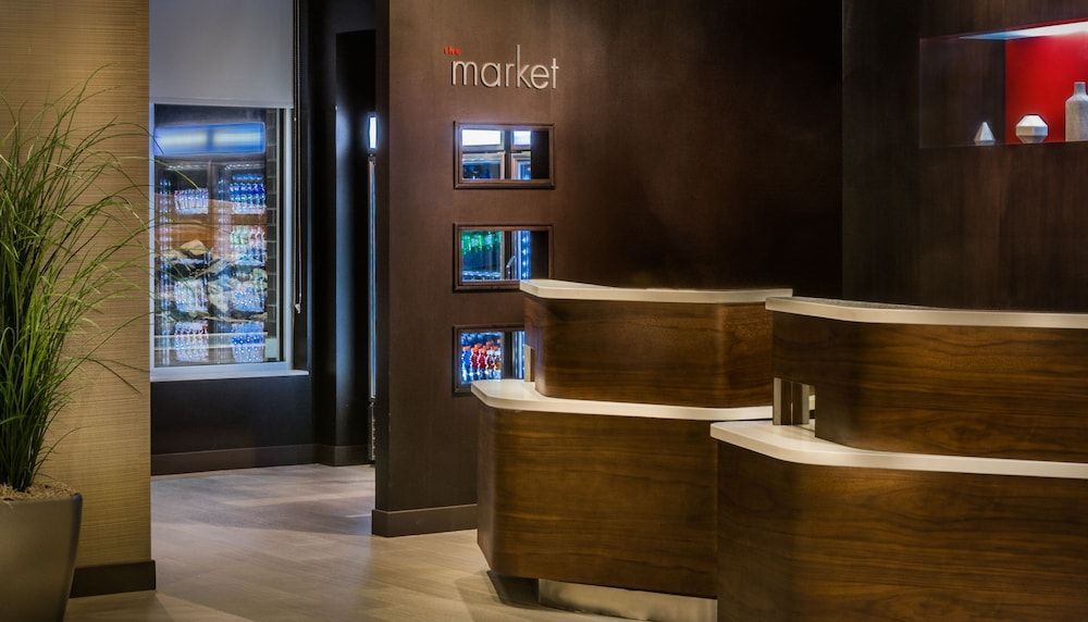 Courtyard by Marriott Winnipeg Airport 2