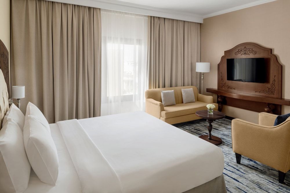 Crowne Plaza RIYADH AL WAHA by IHG 2