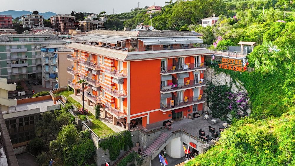 Hotel Tirreno 1
