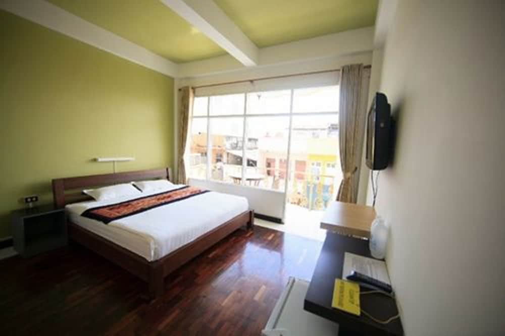 New iHouse Hotel - Hostel 1