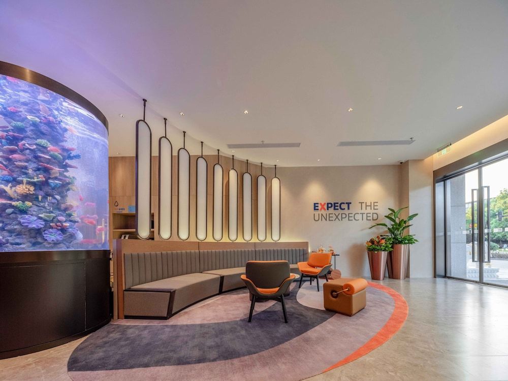 Holiday Inn Express Shanghai Hongqiao Linkong by IHG 1