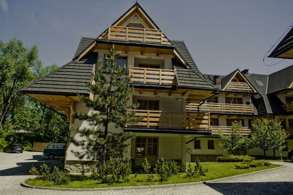 Aparthotel Bellamonte 1