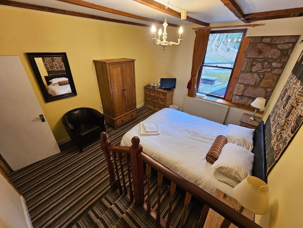 Broomhall Castle Hotel 2