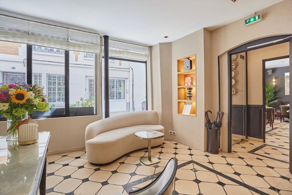 Hôtel Eiffel Rive Gauche 1