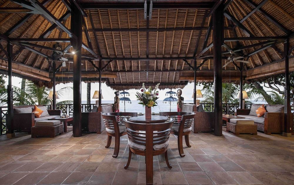 Alam Anda Ocean Front Resort & Spa Dive Resort 2