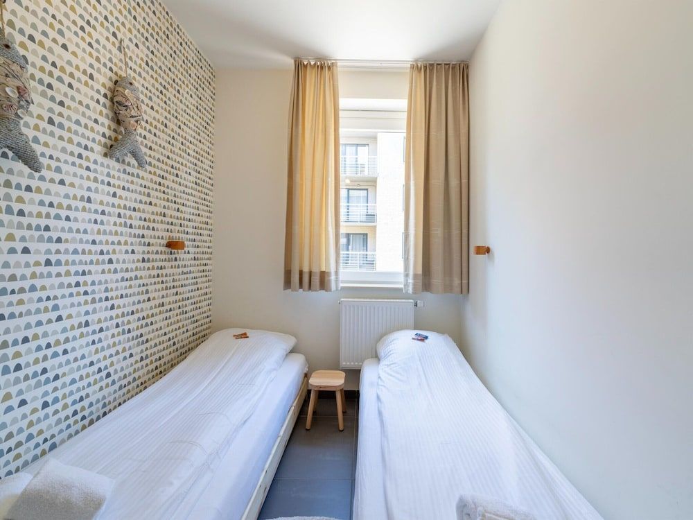 Chic Flat Near Ostend Beach 2