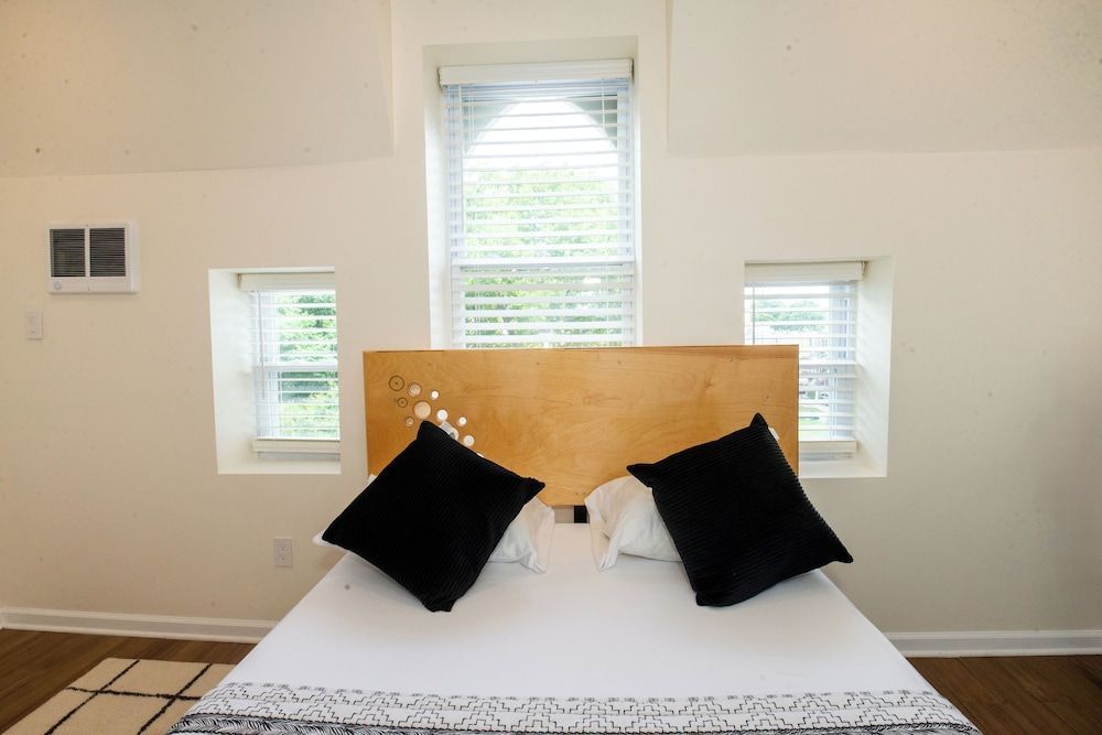 Diamond Suites Philadelphia Center 2