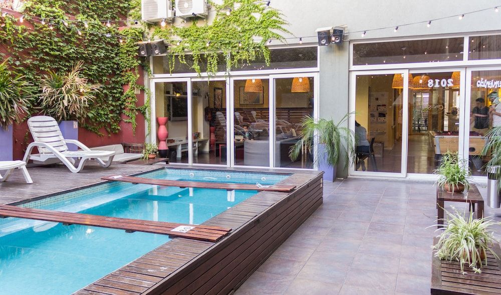 Circus Hostel 1