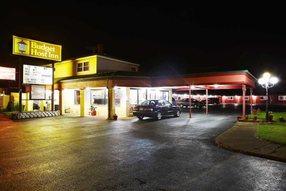 Woodland Inn 2