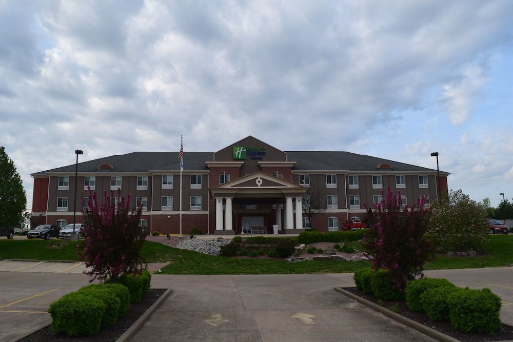 Holiday Inn Express & Suites SPARTA by IHG 1