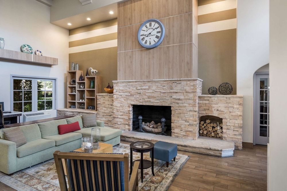 MainStay Suites Orange County John Wayne Airport 2