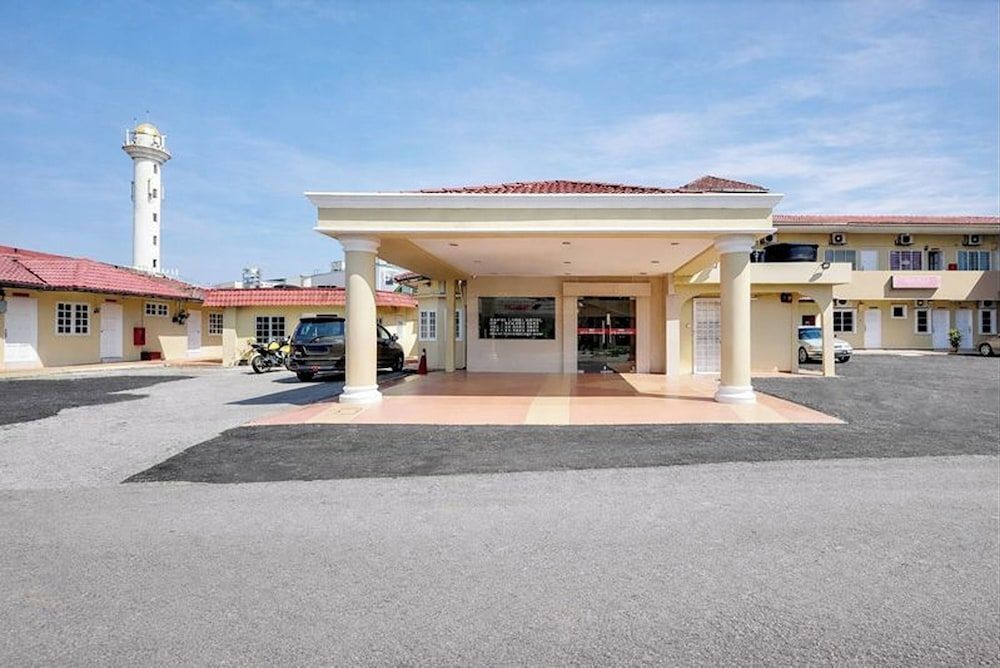 Bangi Lanai Hotel 1