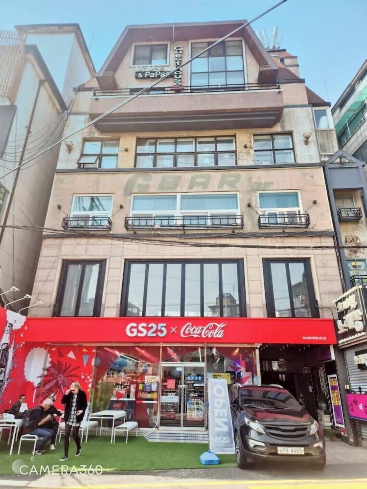 Mamas and Papas Guesthouse and Apartments in Seoul 1