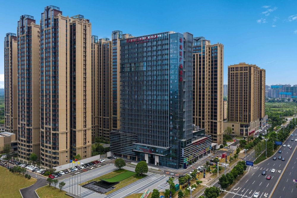 Ramada Plaza by Wyndham Xiangtan Wanlou 1