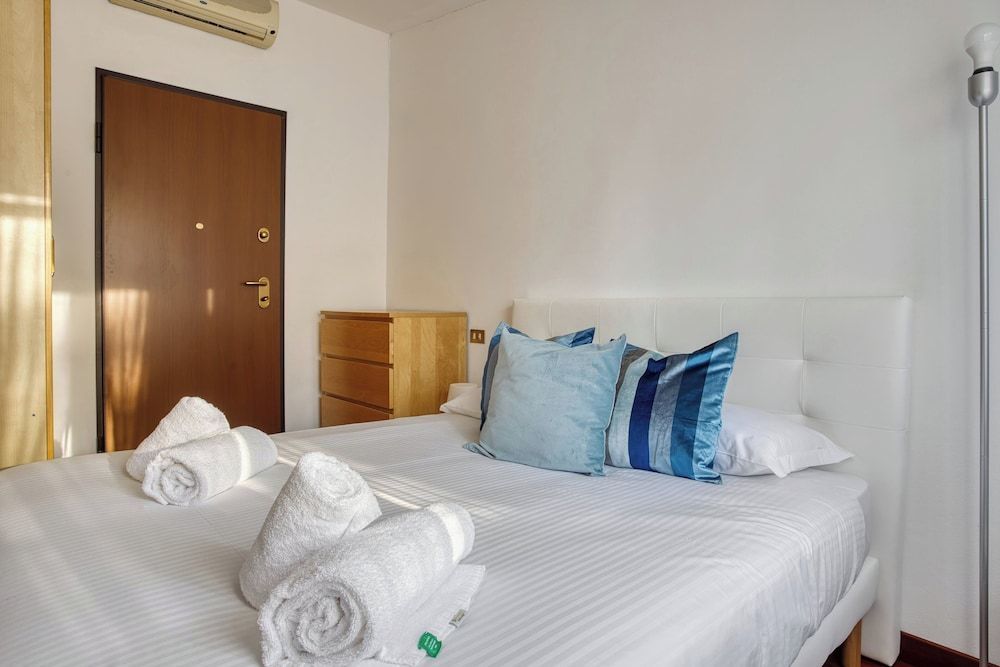 Inviting flat near the city centre 2