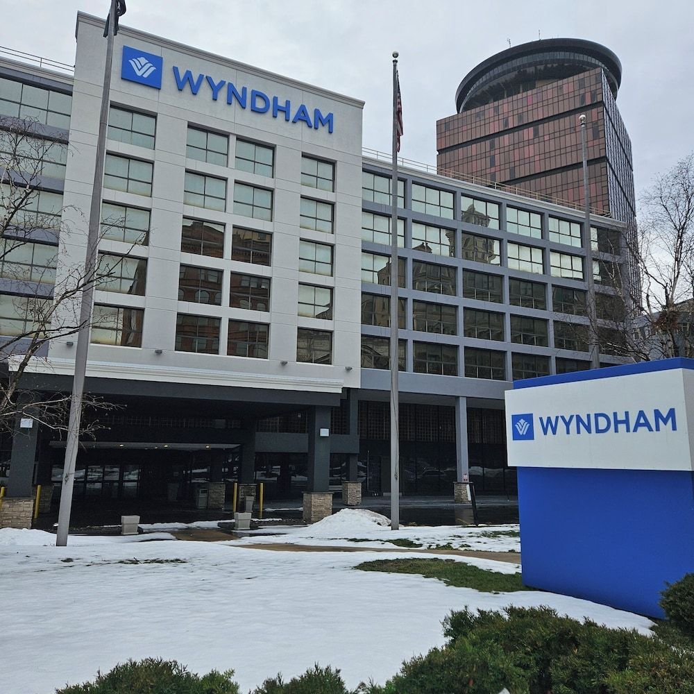 Wyndham Rochester Downtown 1