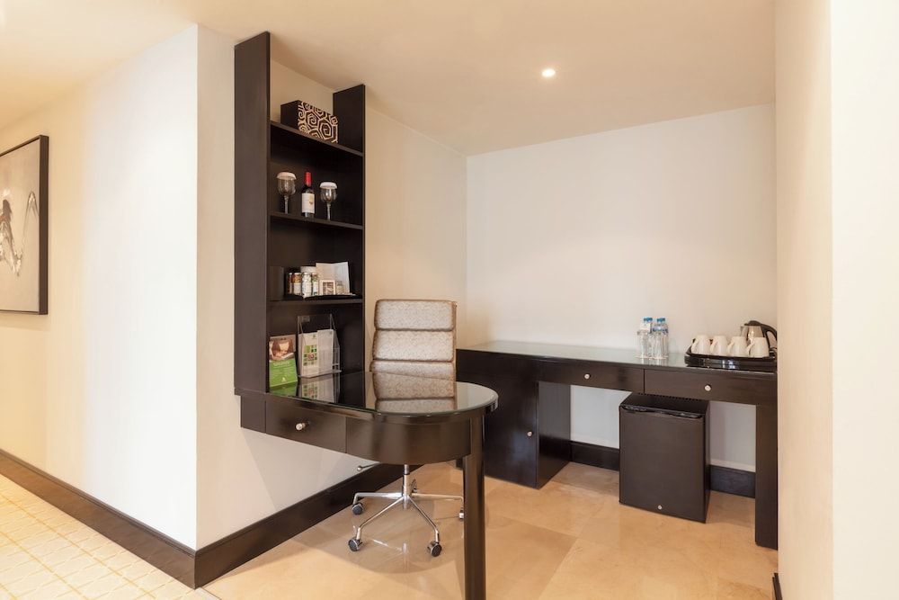 Holiday Inn Dubai - Al Barsha by IHG 1