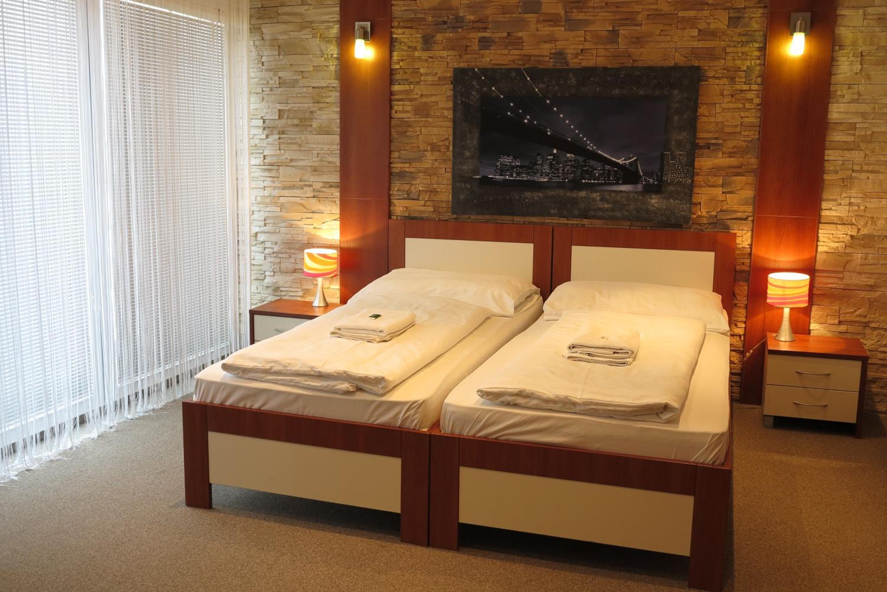 Hotel 21 1