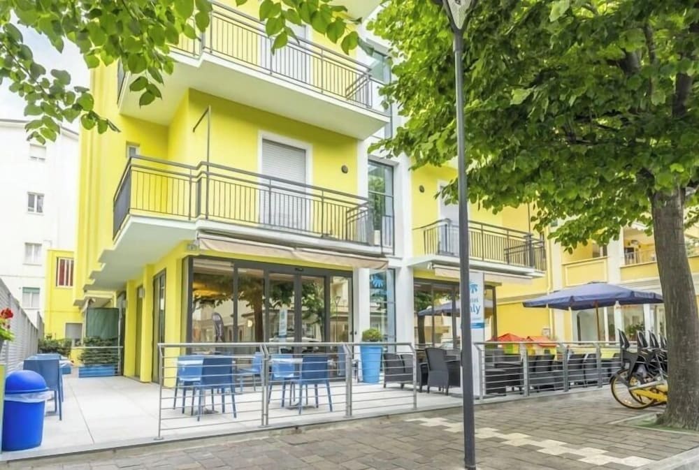 Hotel ITALY 1