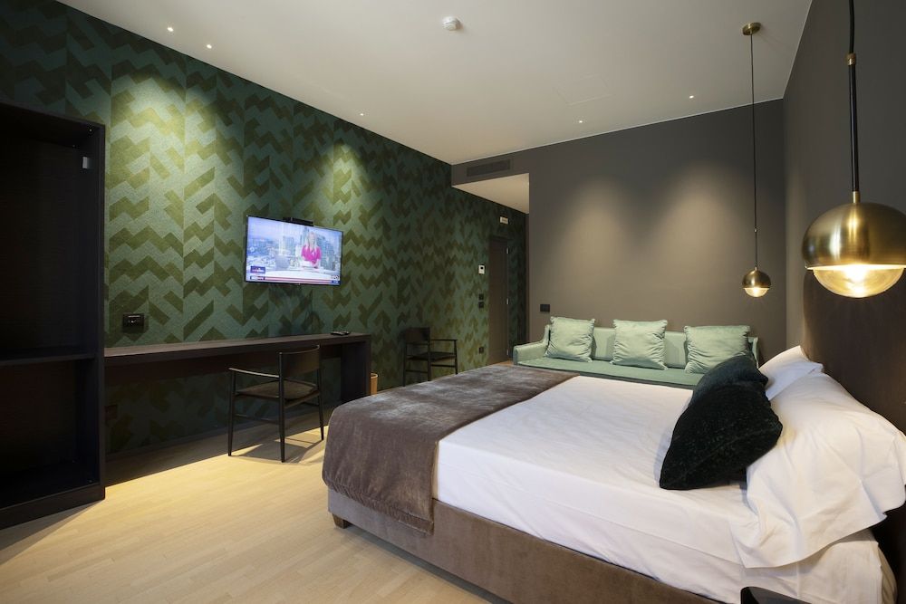 Re Sale Boutique Hotel 1