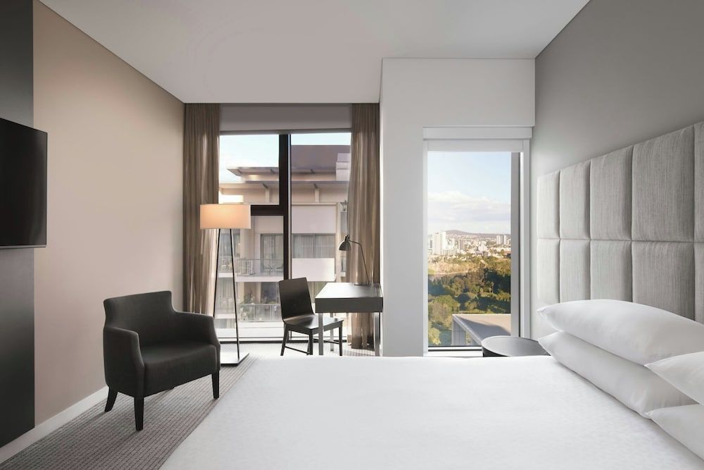 Four Points by Sheraton Brisbane 1