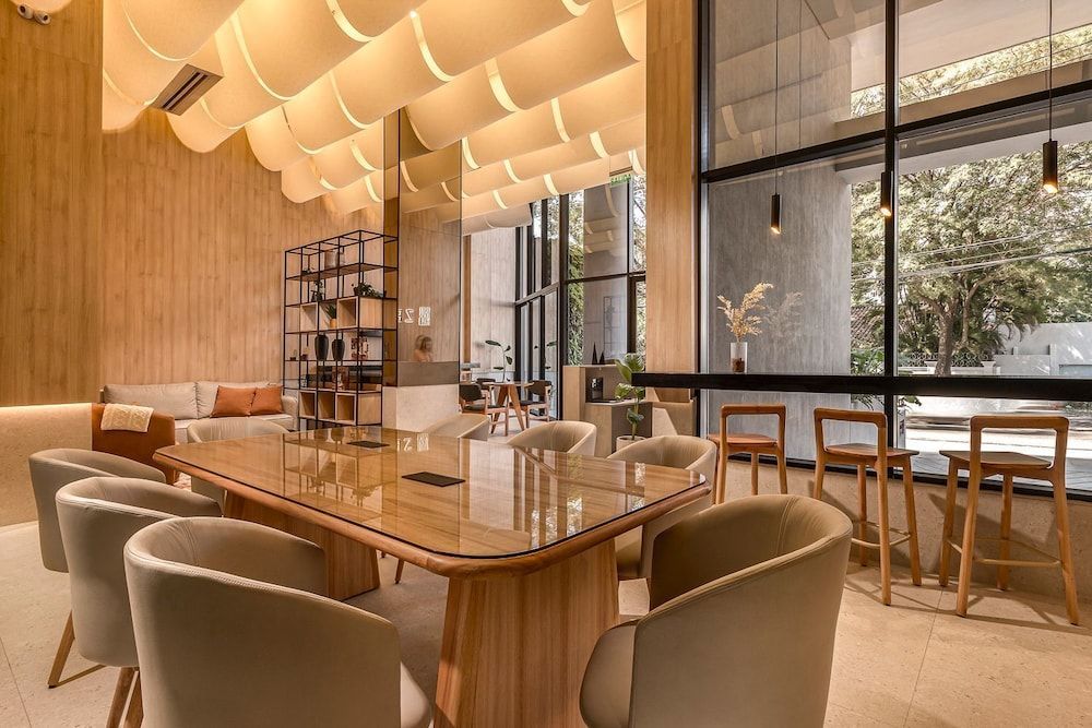 ZENTRUM Residences - By AVA Rentals 2