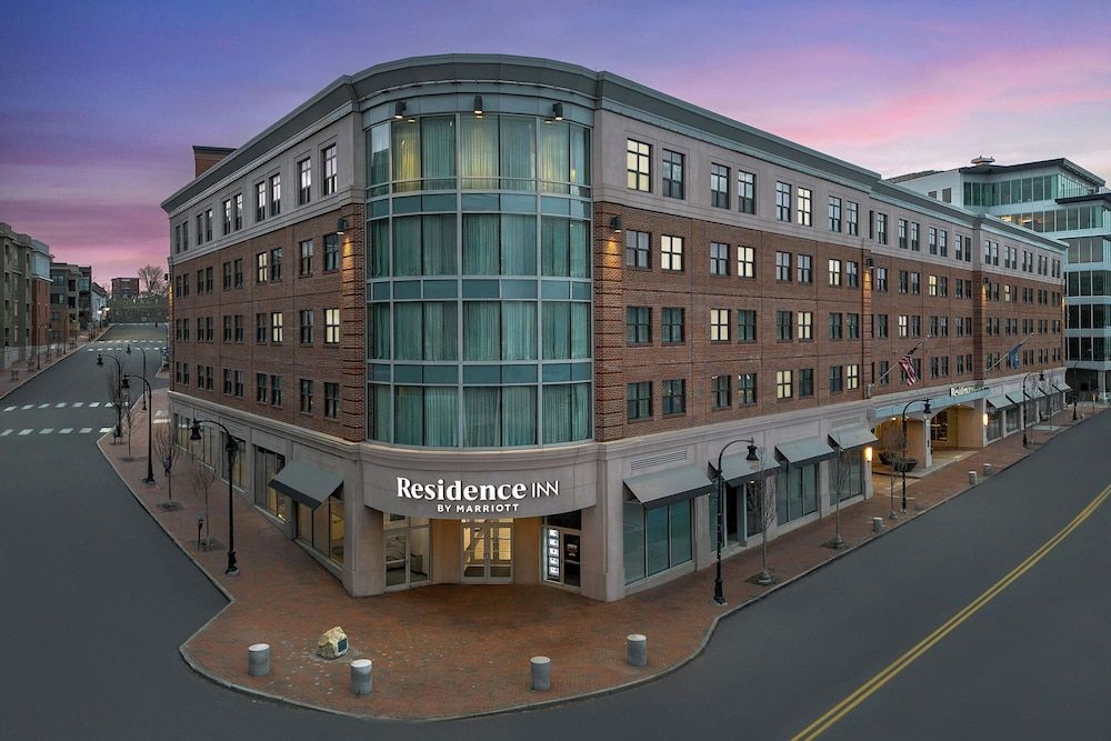 Residence Inn by Marriott Portland Downtown Waterfront 1
