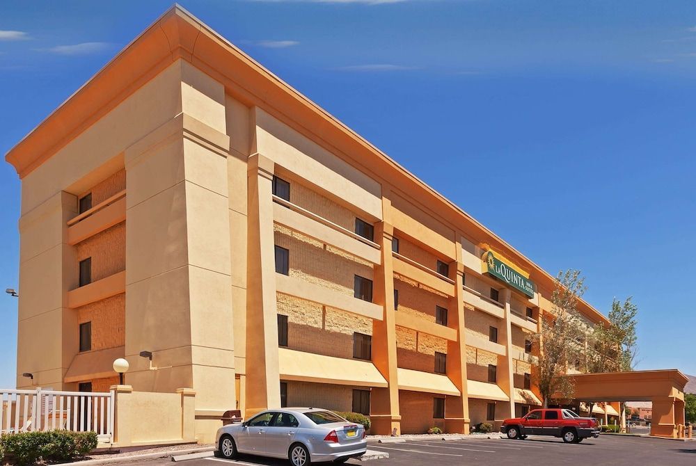 La Quinta by Wyndham El Paso West Bartlett 1