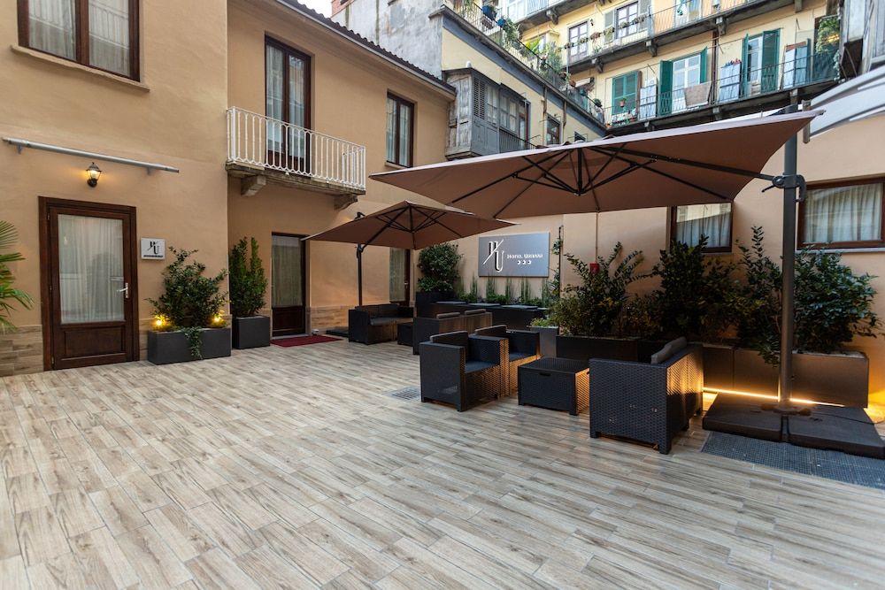Hotel Urbani 1