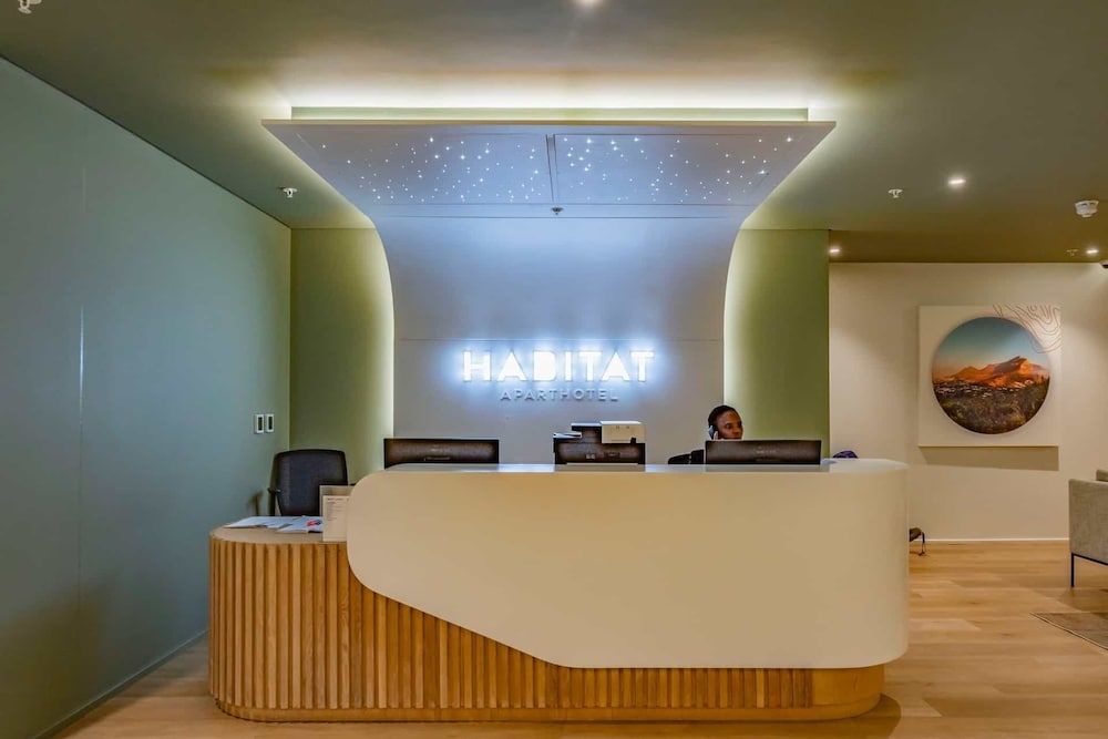 Habitat Aparthotel by Totalstay 2