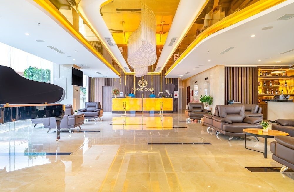 Grand Gold Hotel 2