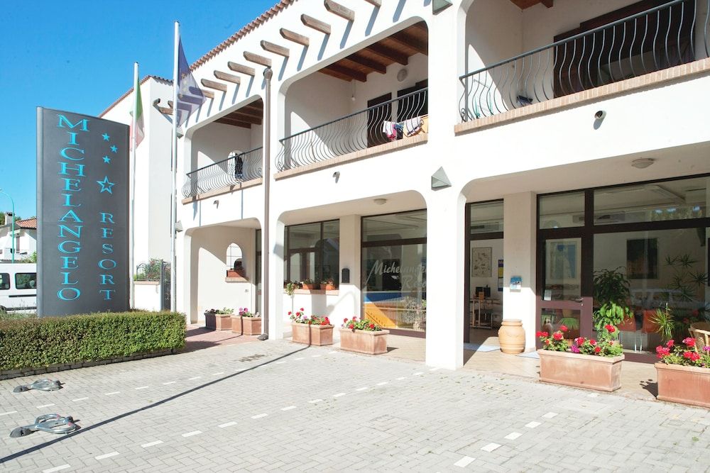 Michelangelo Holiday & Family Resort 2