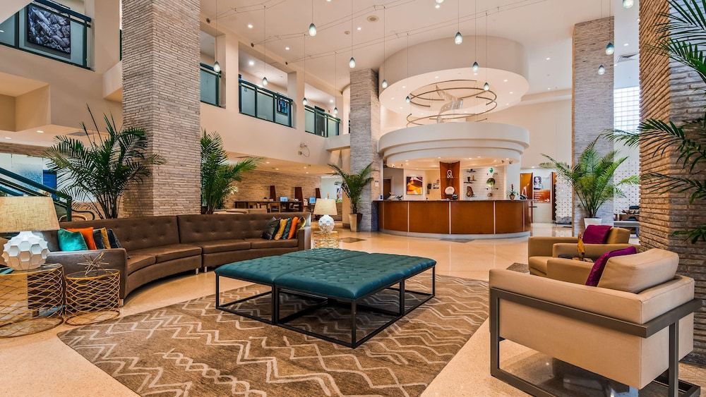 Best Western Plus Atlantic Beach Resort 2