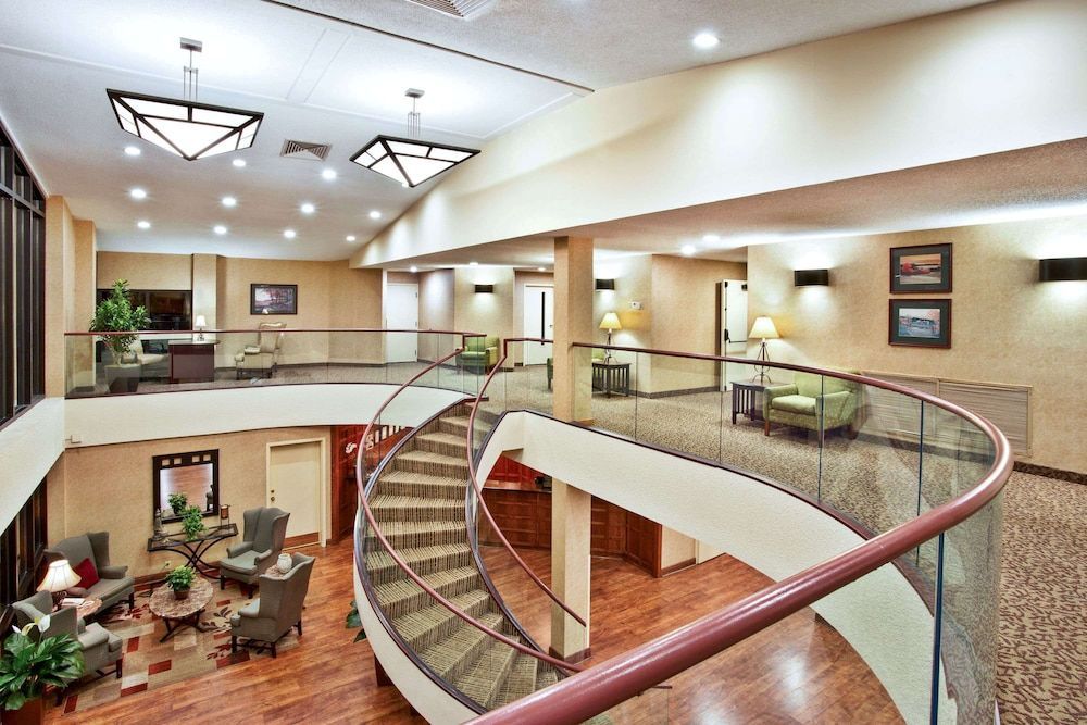 Baymont by Wyndham Knoxville/Cedar Bluff 2