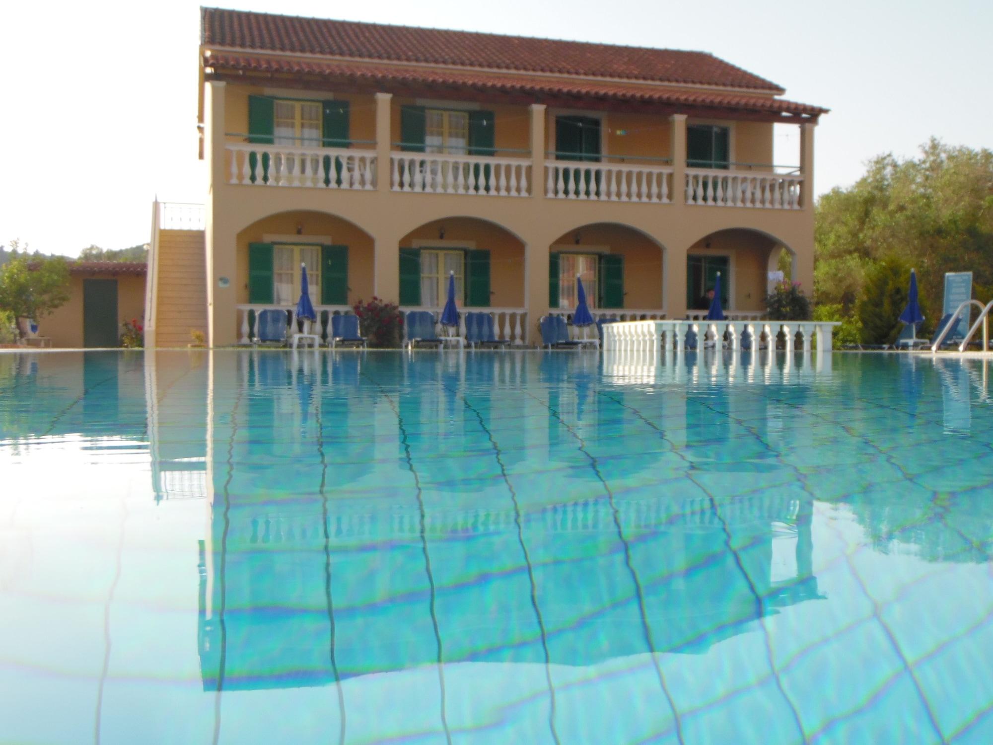 Katsaros Studios & Apartments 2